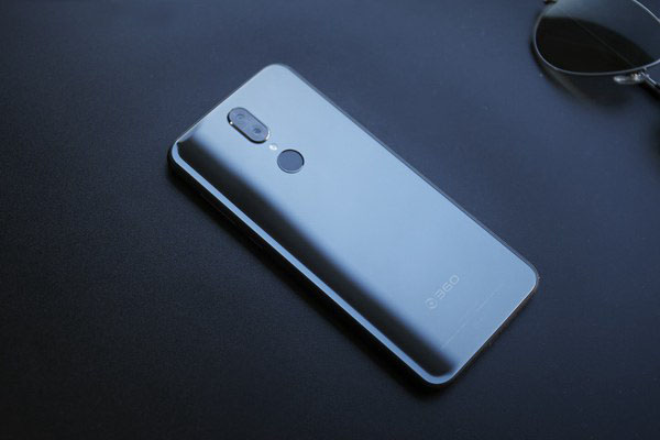 360N6 Pro和坚果Pro2哪个好看？ID设计对比