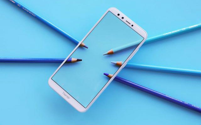 荣耀7X和荣耀9青春版哪个好？荣耀9青春版与7X区别对比