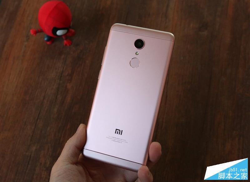 全面屏！红米5首发评测：史上性价比最高的小米手机