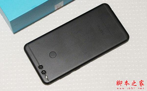 360手机N6与荣耀畅玩7X