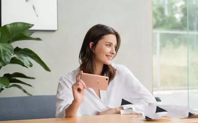 OPPO A73和OPPO A77那个好？OPPO A77和OPPO A73区别对比评测