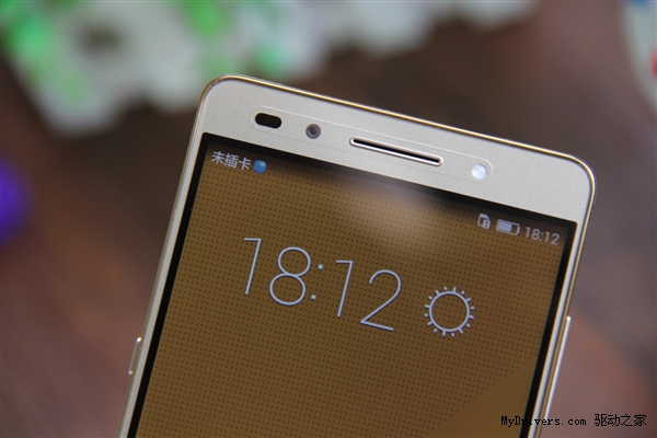 华为Mate 7附体！1999元荣耀7开箱图赏