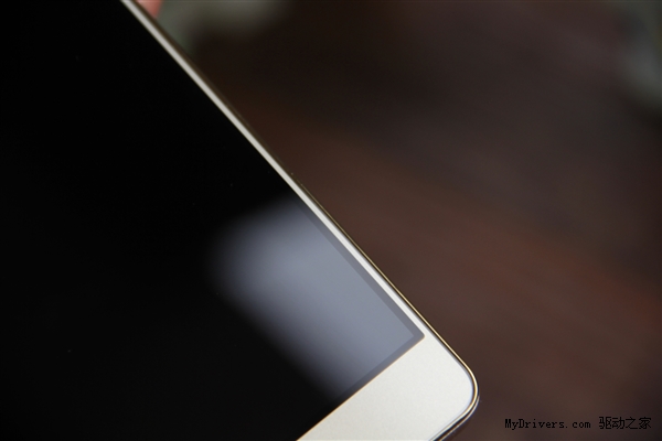 华为Mate 7附体！1999元荣耀7开箱图赏