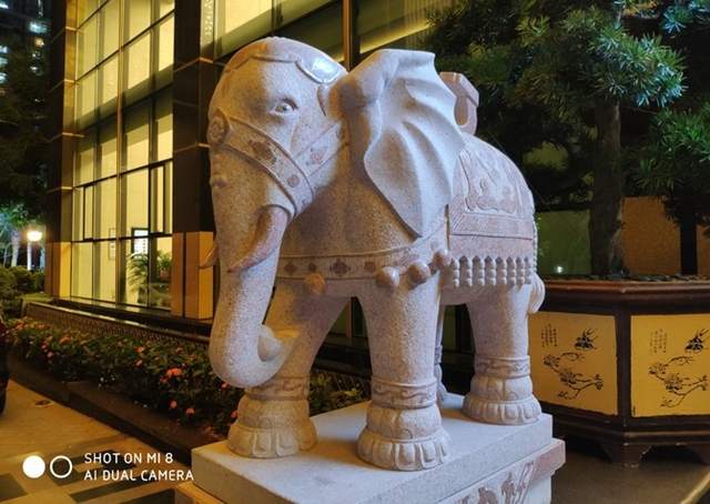 小米8值得买吗？小米8详细评测