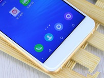 比亚迪电池+2.5D屏 蓝魔Mos1售价1999元 