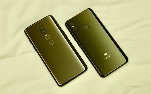 小米8和一加6买哪个好?差价500小米8对比一加6的区别