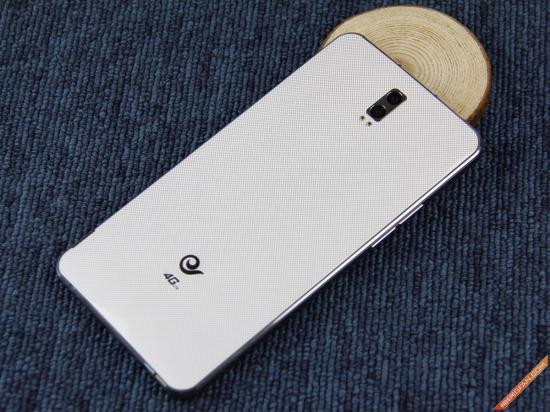 双系统安全旗舰 酷派铂顿现货仅售3588