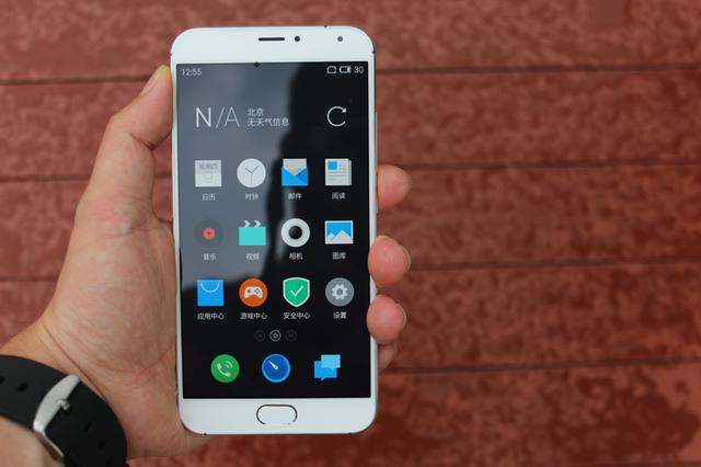 2015年表现不错的安卓系统手机大盘点