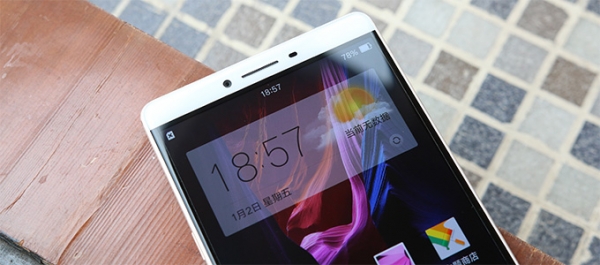  OPPO R7 Plus