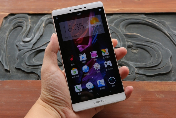  OPPO R7 Plus