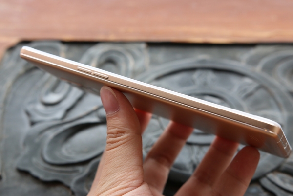  OPPO R7 Plus