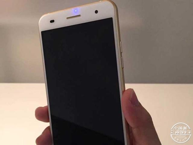 蓝魔真机谍照曝光 用心诠释美的含义