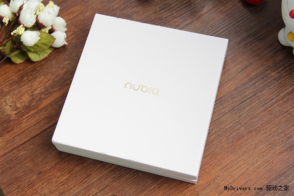 5.5毫米！nubia超薄新机图赏：不赖