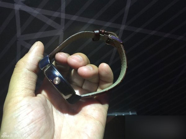 高端大气上档次!中兴新旗舰真机图赏