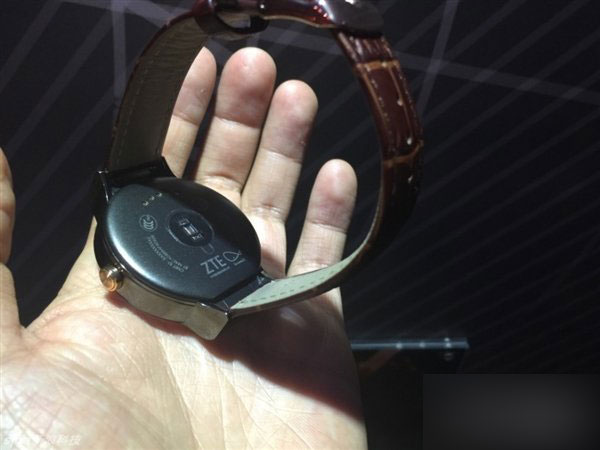 高端大气上档次!中兴新旗舰真机图赏