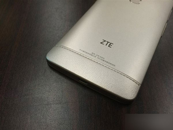 高端大气上档次!中兴新旗舰真机图赏