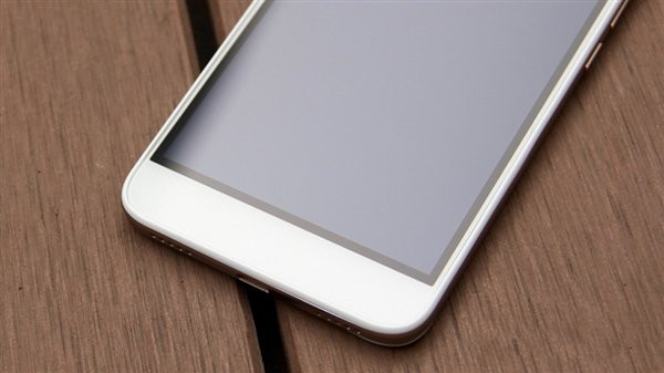 599元荣耀4A真机图赏：红米2A死敌！