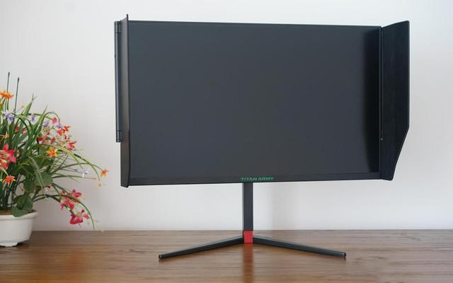 4599大洋买个显示器值不值?泰坦军团大金刚4K HDR显示器上手实测