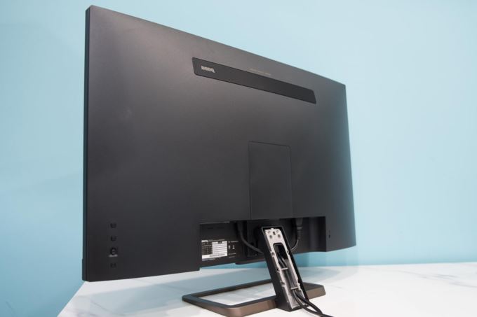 电竞电影多功能新宠,BenQ 高质感4K HDRi萤幕– EW3280U开箱