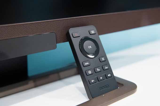 电竞电影多功能新宠,BenQ 高质感4K HDRi萤幕– EW3280U开箱