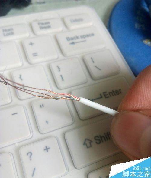耳机线断了怎么办?耳机线里面断了怎么接?