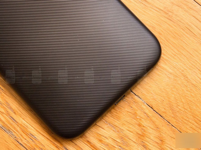 第三代Moto G开箱图赏 加入防水新特性