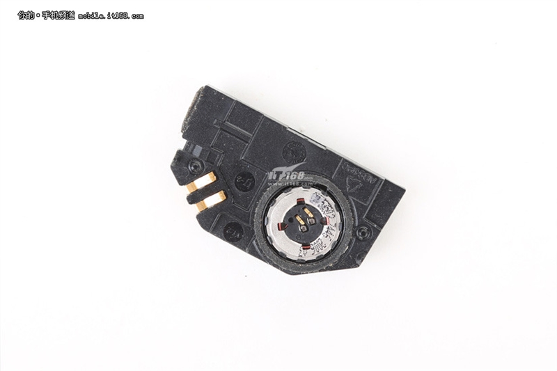 599元做工咋样？魅蓝2真机拆解！有彩蛋