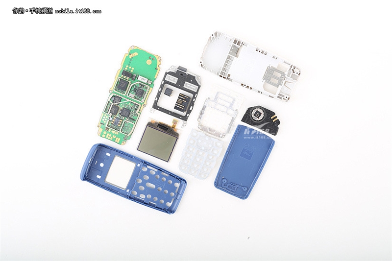 599元做工咋样？魅蓝2真机拆解！有彩蛋