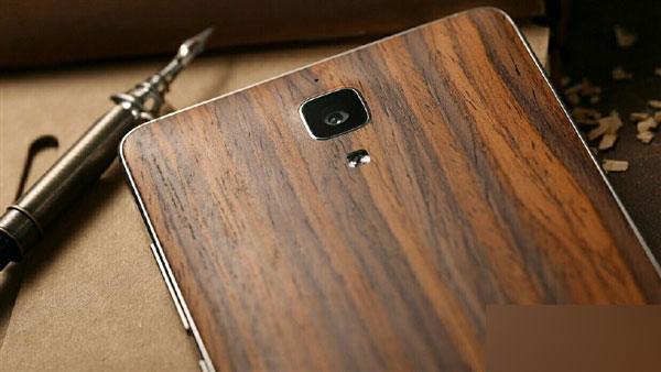 小米送福利:米4免费升级实木后盖