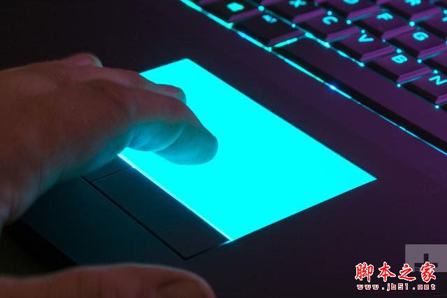 外星人Alienware 15R3值得买吗?2017款戴尔外星人15R3笔记本全面深度评测