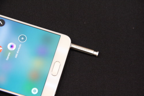 三星S6 edge+与Galaxy Note5新品发布会真机图及情况对比