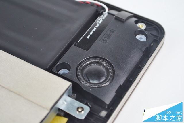 华硕飞行堡垒NX580VD怎么样?飞行堡垒NX580VD轻薄游戏本全面评测+拆解图