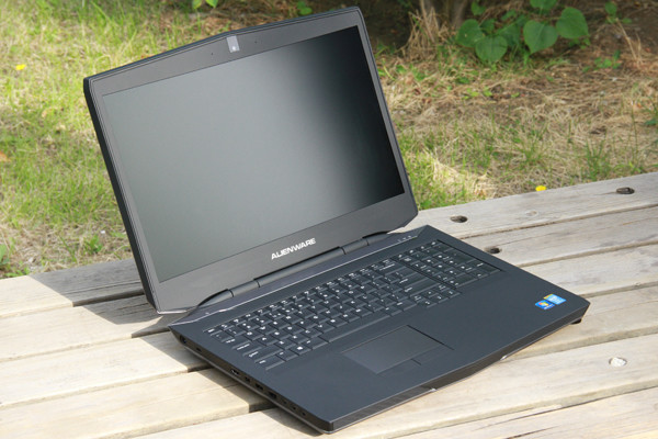 Alienware 17(ALW17D-4848) Alienware 17(ALW17D-4848)