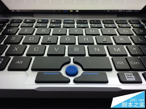 GPD Pocket值得买吗?全新7寸GPD Pocket迷你Win10笔记本全面深度评测+拆解图