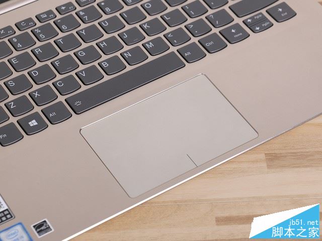 联想小新&middot;Air Pro值得买吗？2017新款联想小新Air Pro笔记本全面深度评测图解