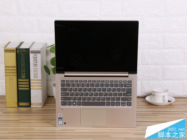 联想小新&middot;Air Pro值得买吗？2017新款联想小新Air Pro笔记本全面深度评测图解