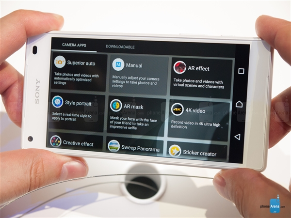 索尼4.6寸小屏旗舰图赏:骁龙810/2300万摄像头