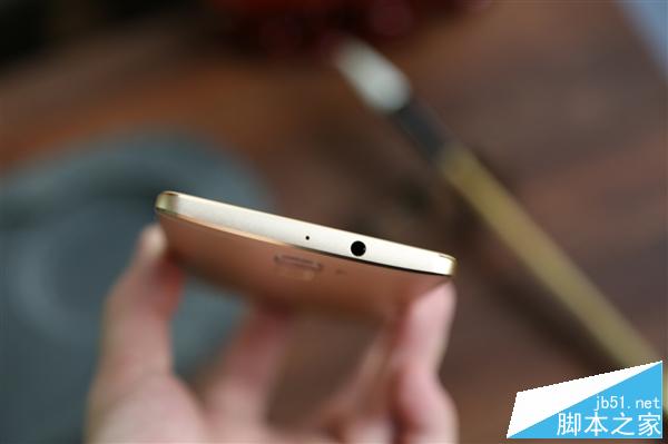 最美华为手机!5.5英寸超薄旗舰Mate S图赏