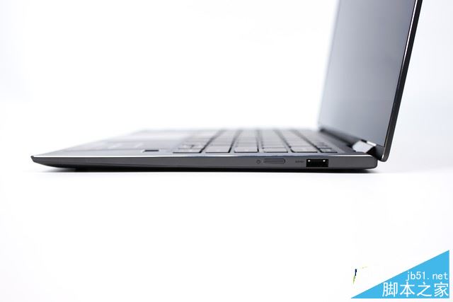 联想yoga720怎么样?联想YOGA 720轻薄时尚笔记本全面深度评测+拆机图