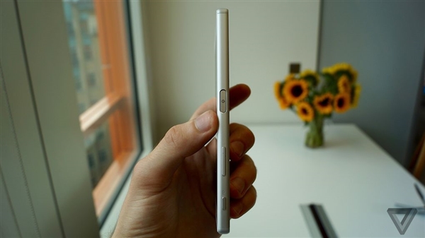 索尼Z5新机全系价格出炉:4K屏要火