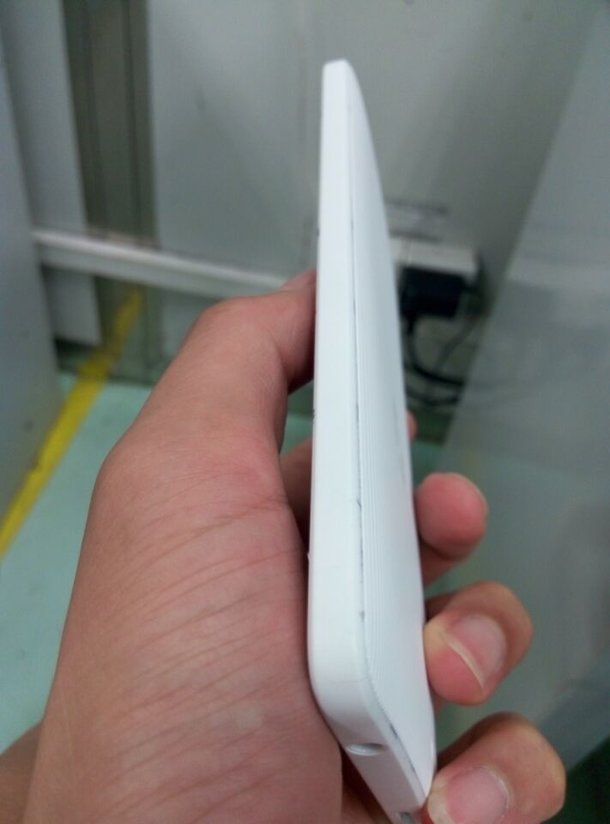 锤子坚果U1手机多图曝光 不用等发布会了