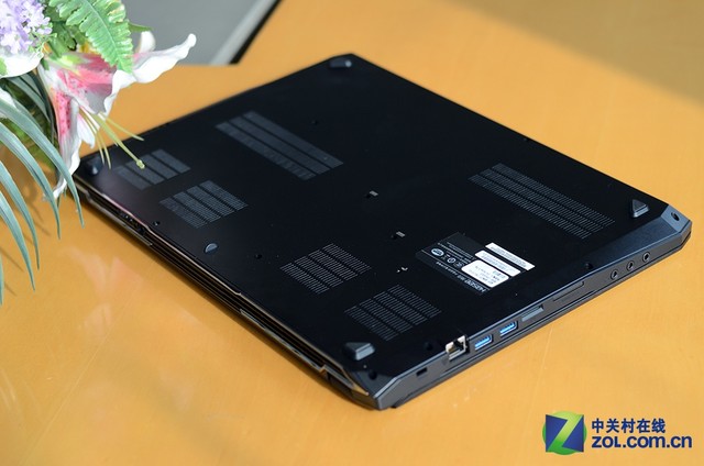 GTX970M性能倍增 神舟战神Z7游戏本首测