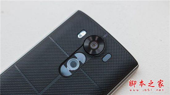 LG V10真机图赏：金属边框+双显示屏