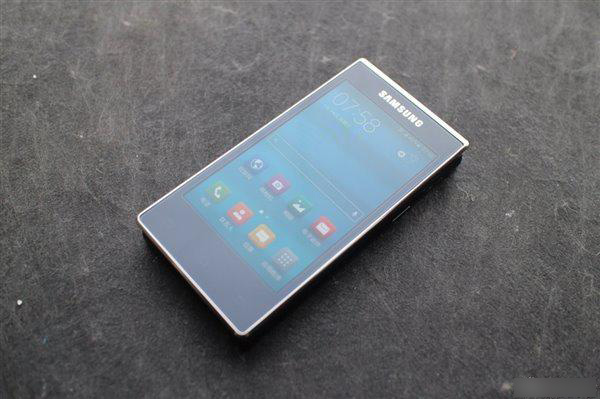 高端旗舰，三星双屏翻盖G9198真机图赏