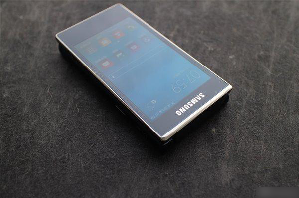 高端旗舰，三星双屏翻盖G9198真机图赏