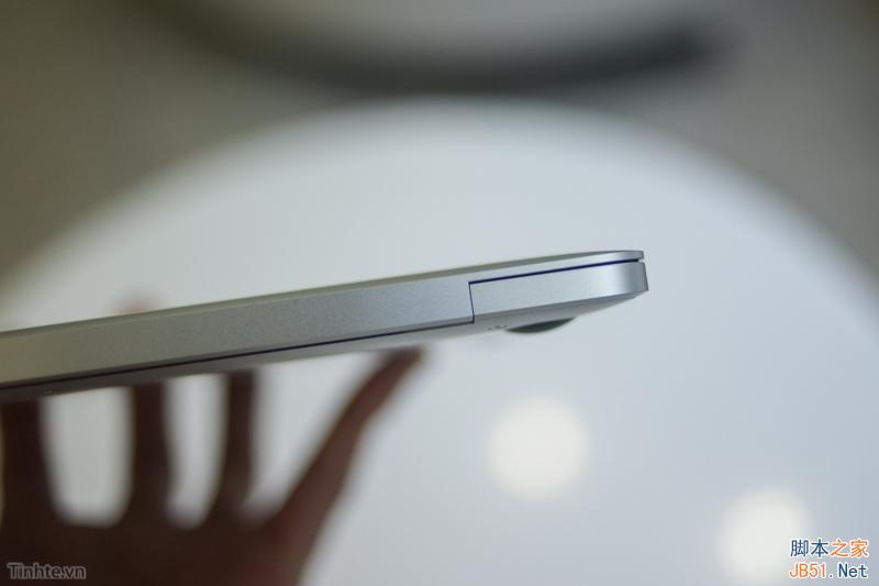 史上最薄Macbook开箱:精致到没话说