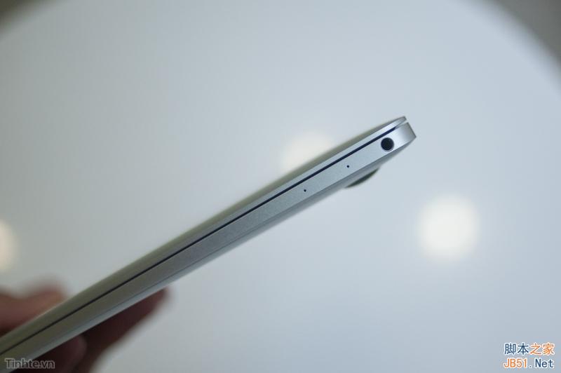 史上最薄Macbook开箱:精致到没话说
