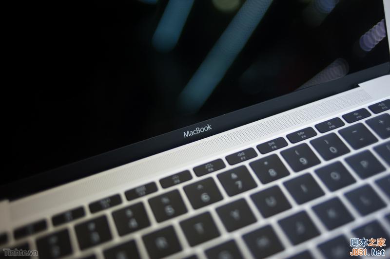 史上最薄Macbook开箱:精致到没话说