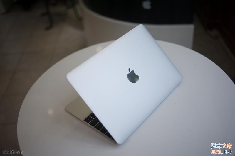 史上最薄Macbook开箱:精致到没话说