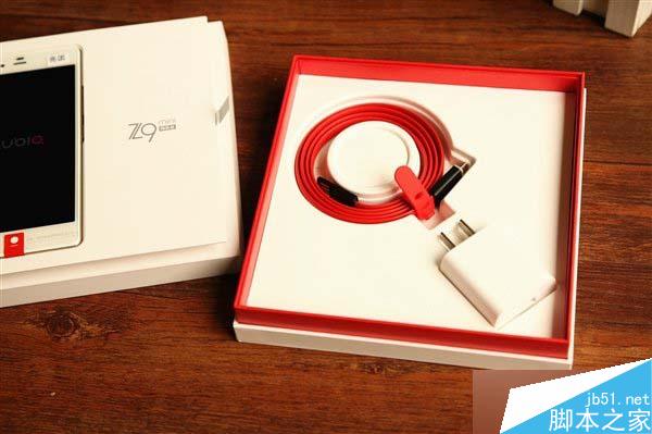 努比亚Z9 mini精英版开箱图赏